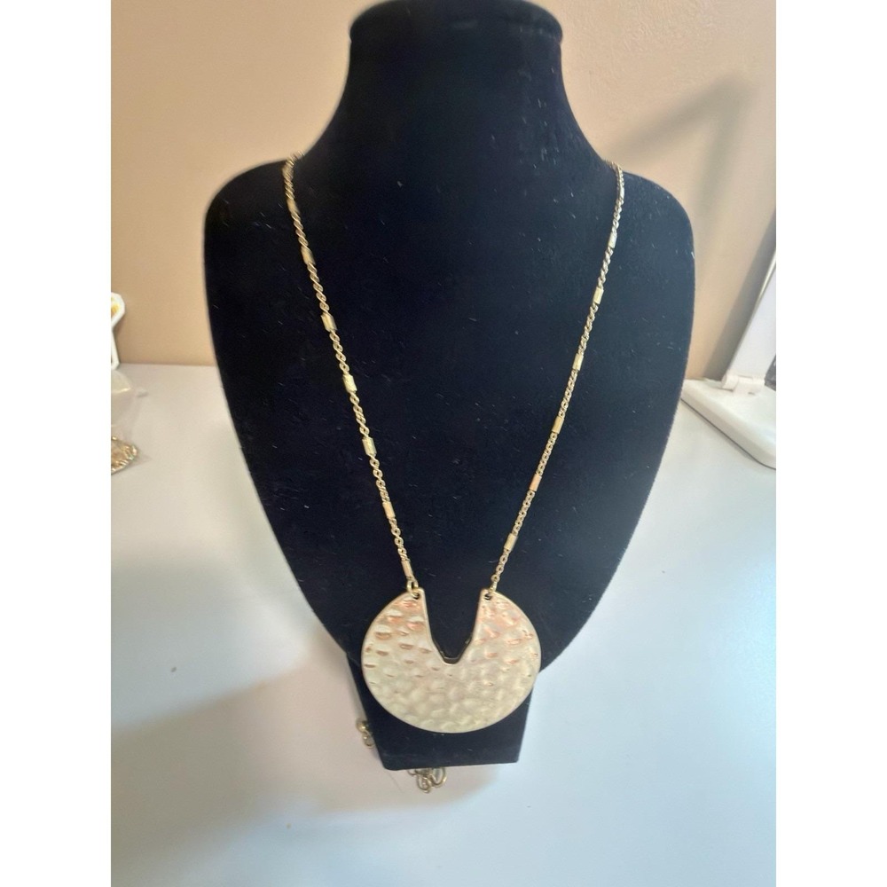 Gold Tone Textured Circle Pendant Necklace